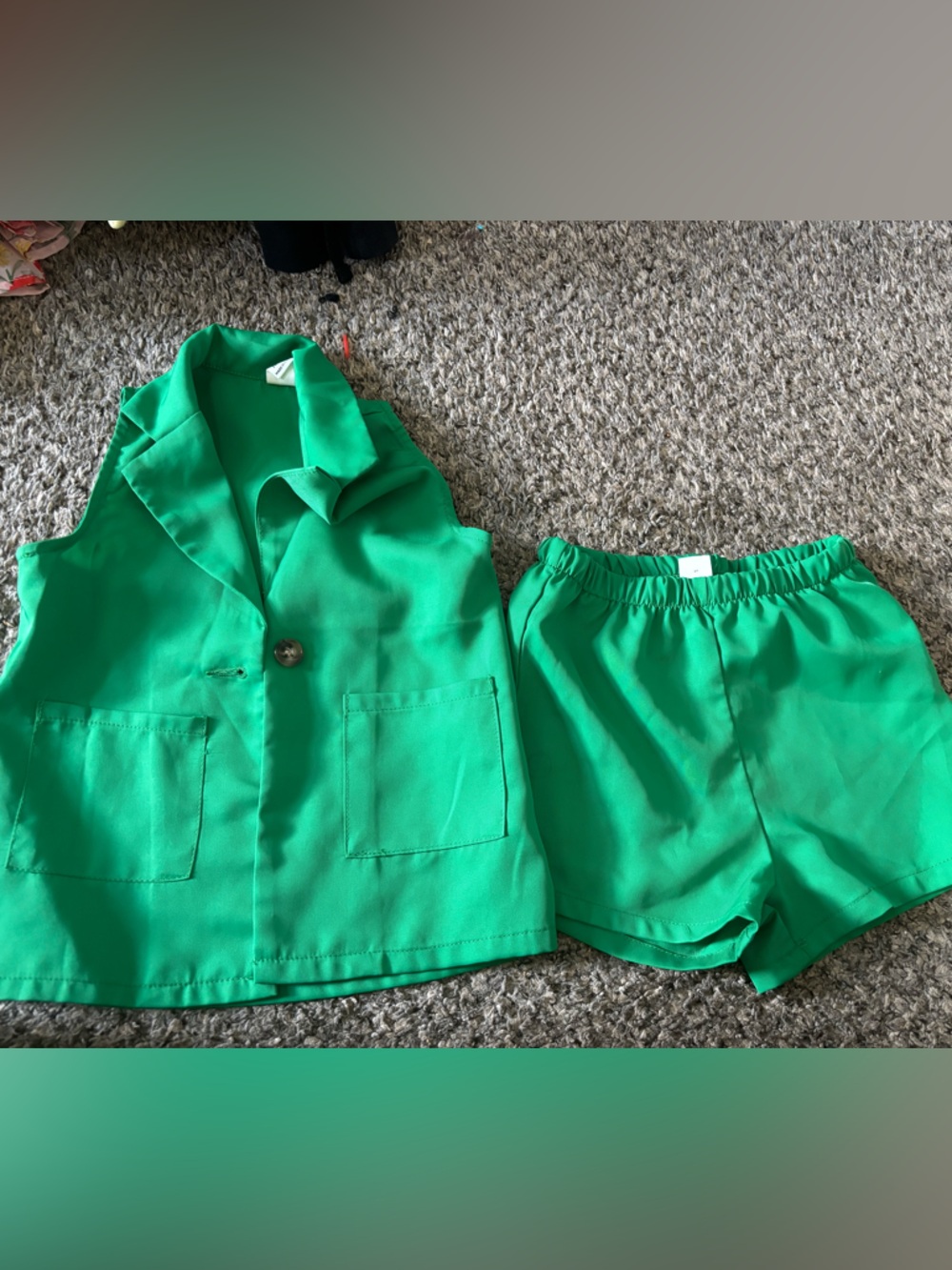 Green Two-Piece Jacket and Shorts Set